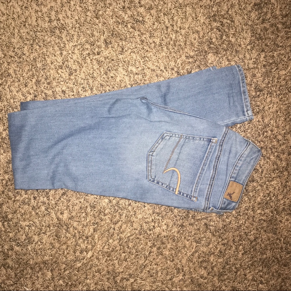 Light wash American eagle jeggings